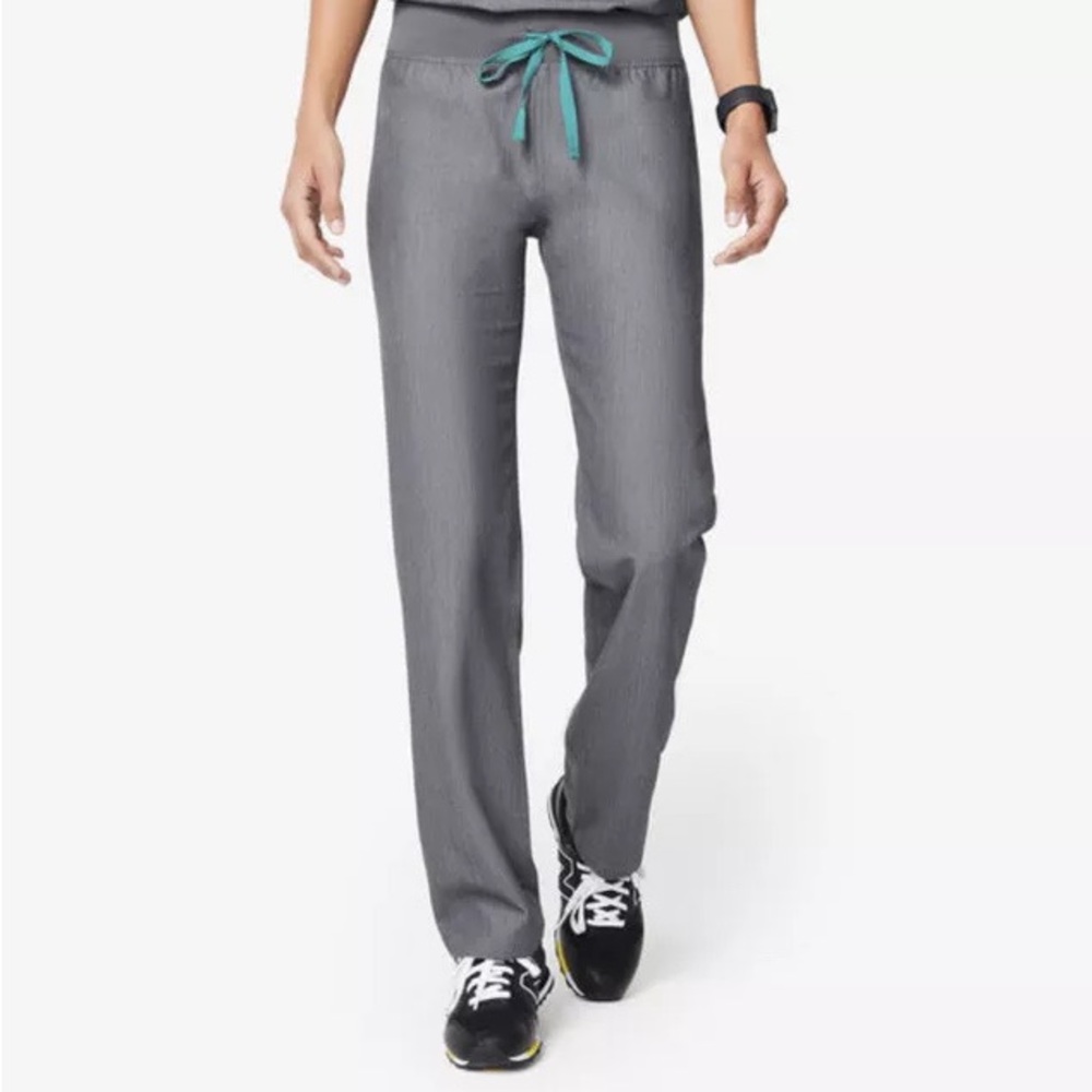 Mid Rise Gray Livingston
